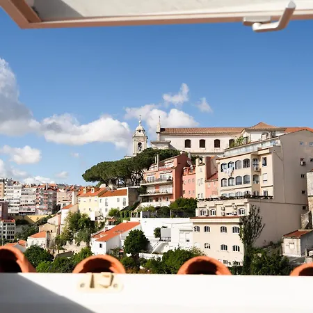 Group-Friendly 4Br Lisbon Duplex Castle View 리스본