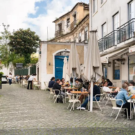 Group-Friendly 4Br Lisbon Duplex Castle View 리스본