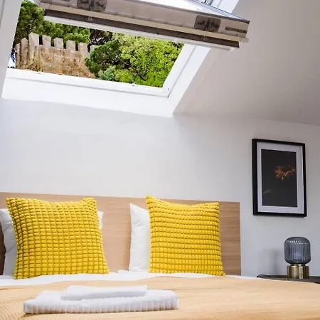 아파트 Group-Friendly 4Br Lisbon Duplex Castle View