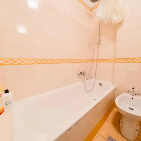 아파트 Group-Friendly 4Br Lisbon Duplex Castle View
