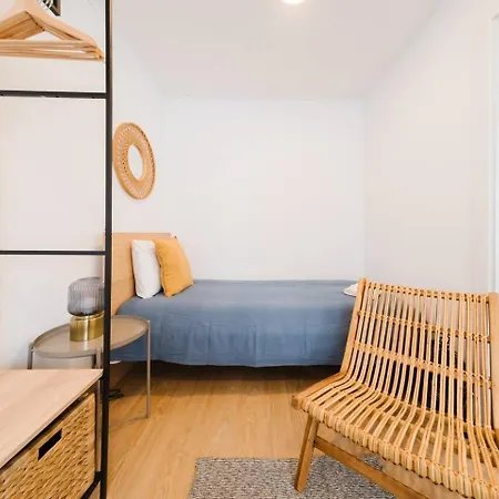 Group-friendly 4br Duplex Castle View * Lisboa