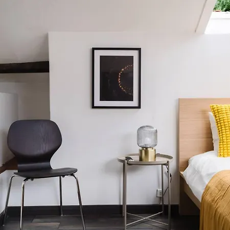 Group-friendly 4br Duplex Castle View * Lissabon