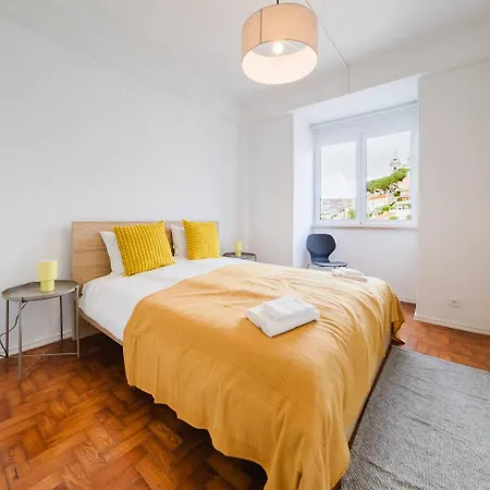 Apartment Group-friendly 4br Duplex Castle View Lissabon