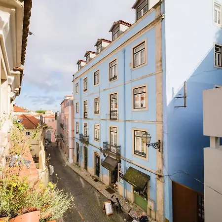 Group-friendly 4br Duplex Castle View 아파트 *