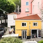 Daire Group-friendly 4br Duplex Castle View