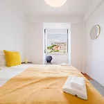 Group-friendly 4br Duplex Castle View * Lisboa
